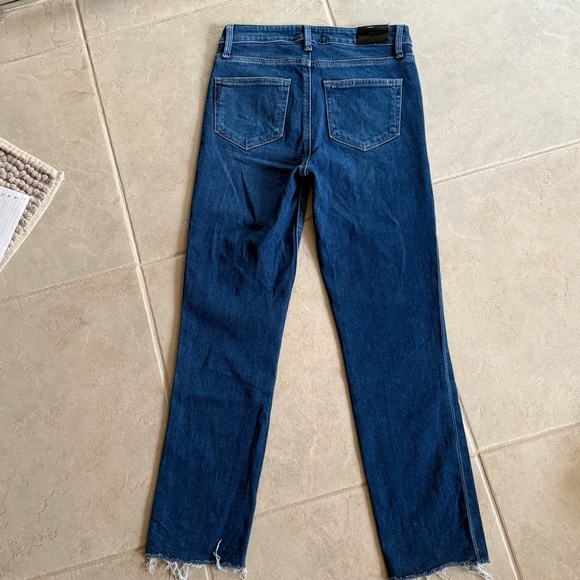 PAIGE Hoxton Slim Midrise Transcend Crop Jeans in Acoustic Distressed Wash - Picture 4 of 11